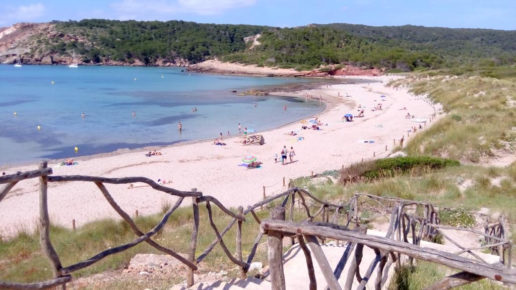 Villa Launa en el puerto de Addaia, Port dAddaia – Precios ...