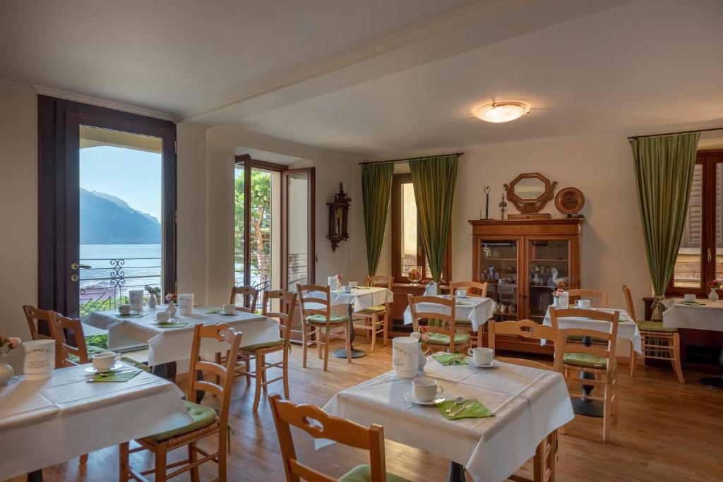 Restaurace v ubytování Hotel Garni Corona