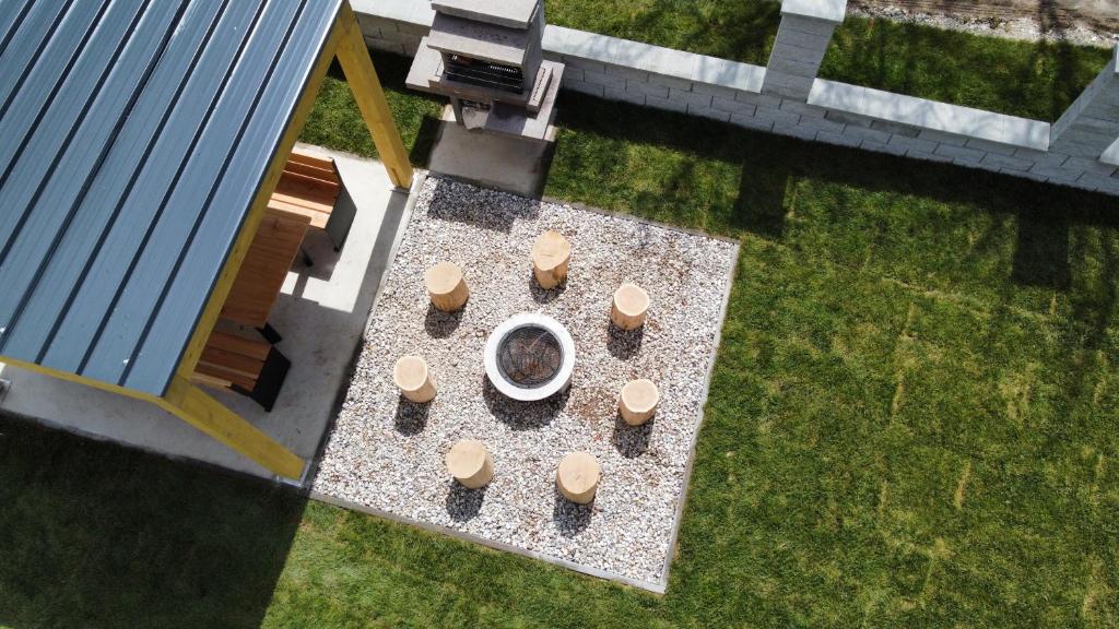 Zahrada ubytování Apartmaji ENIA Rateče-Planica, Kranjska Gora
