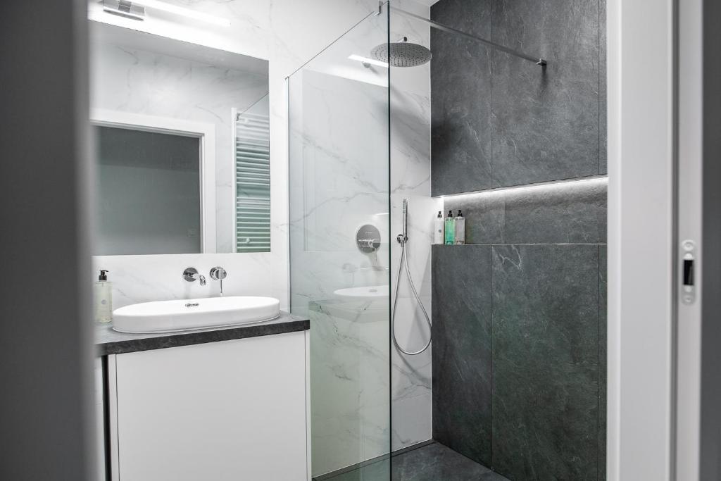 MKM Apartments Lublin Klimatyzacja Faktura VAT - 18