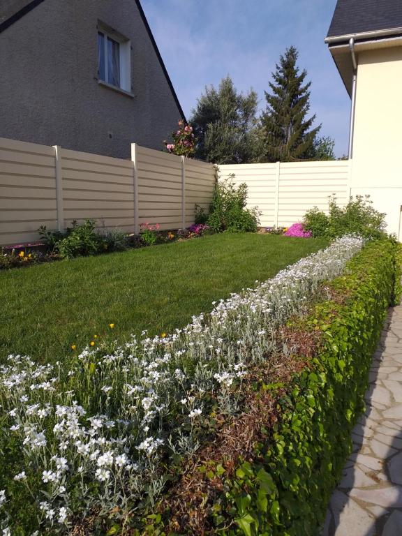 19,Avenue John Kennedy - Çift Kişilik Oda - Bahçe Manzaralı