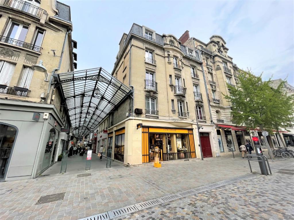 Le Green City Condorcet hyper-centre - One-Bedroom Apartment