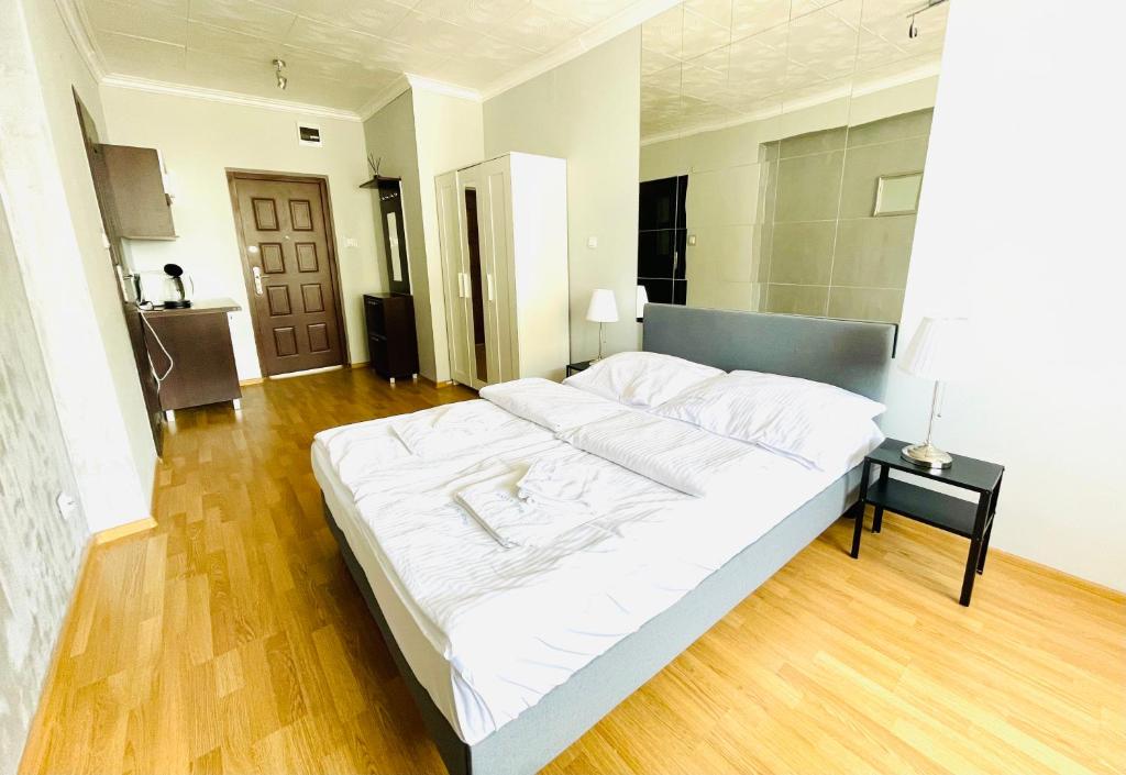 Slavia by Baltic Home - Tweepersoonskamer Met Badkamer