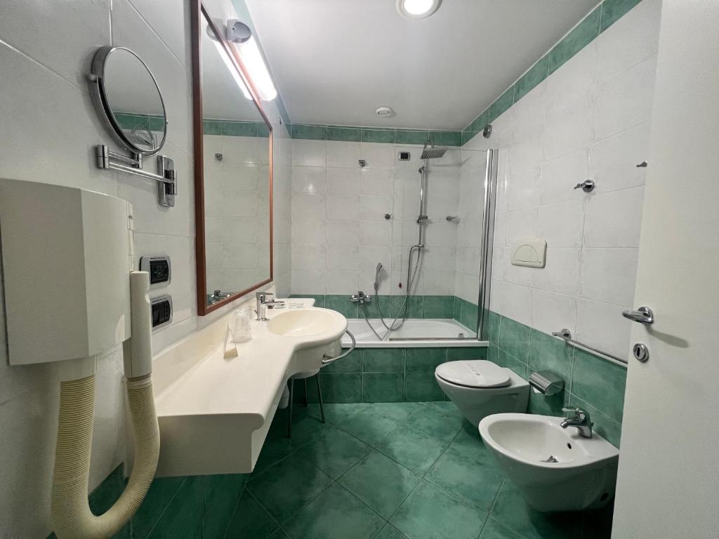 Koupelna v ubytování Park Hotel Mirabeau