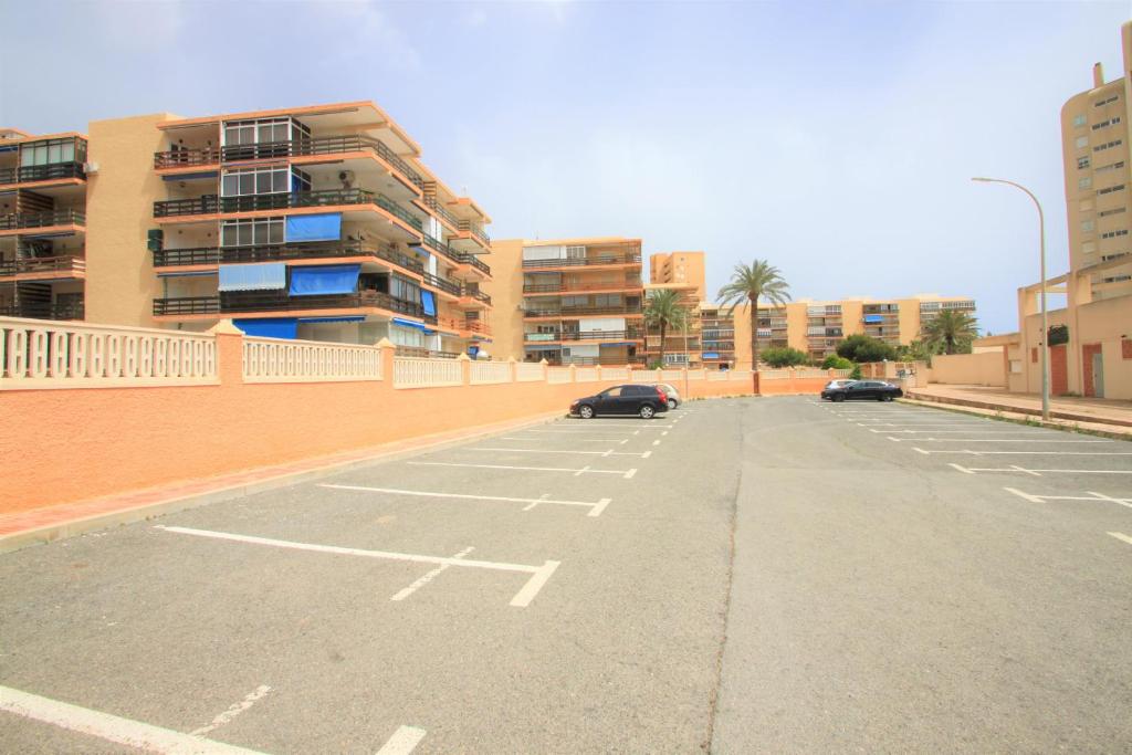 Apartamento CasaTuris 1ª Línea Muchavista Urb. Las Lanzas ...