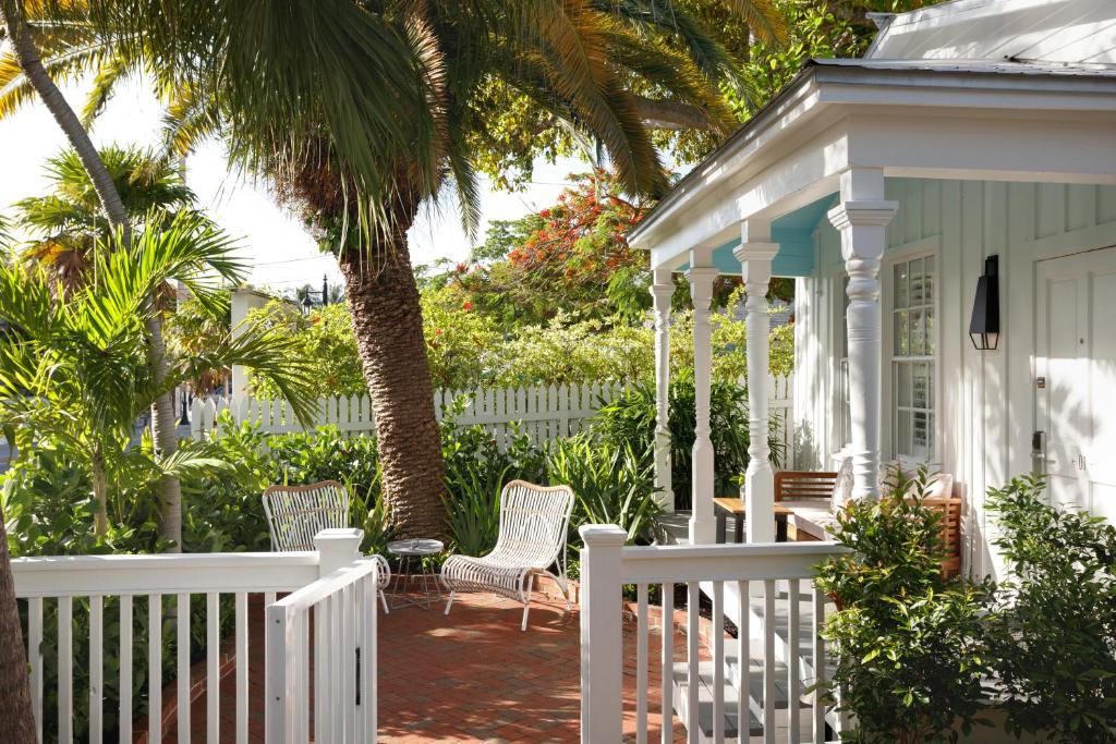 Zahrada ubytování Lighthouse Hotel - Key West Historic Inns