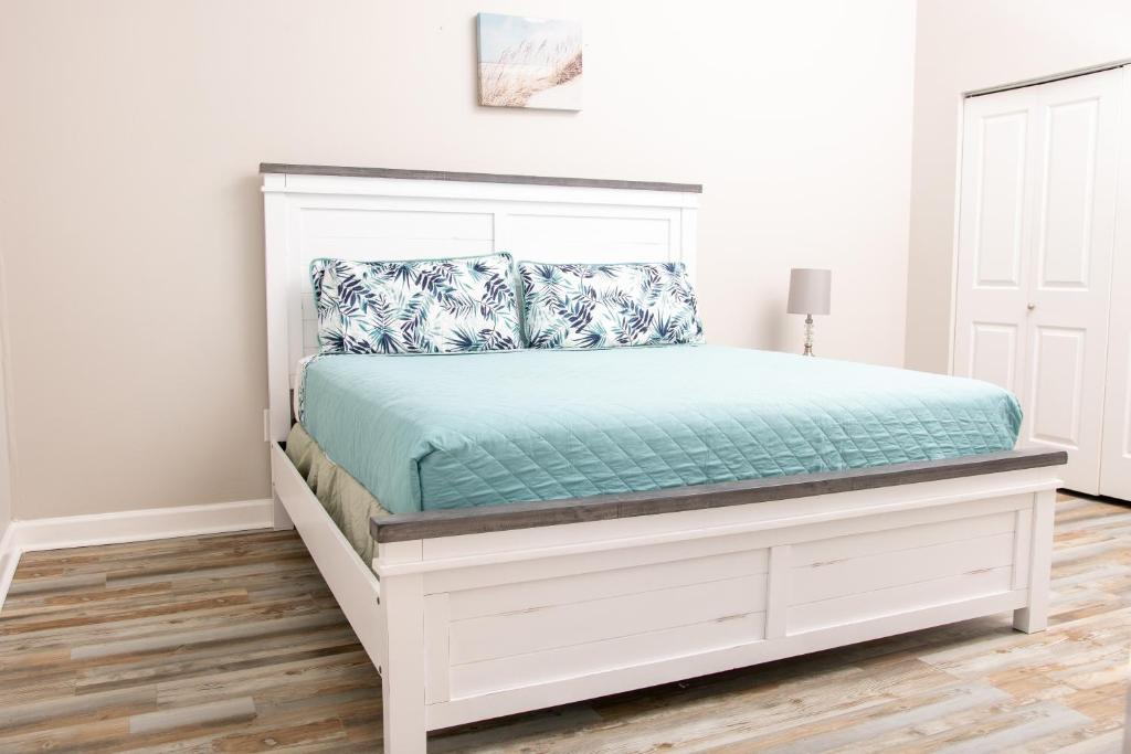 Shores of Panama Resort - One Bedroom With Gulf View