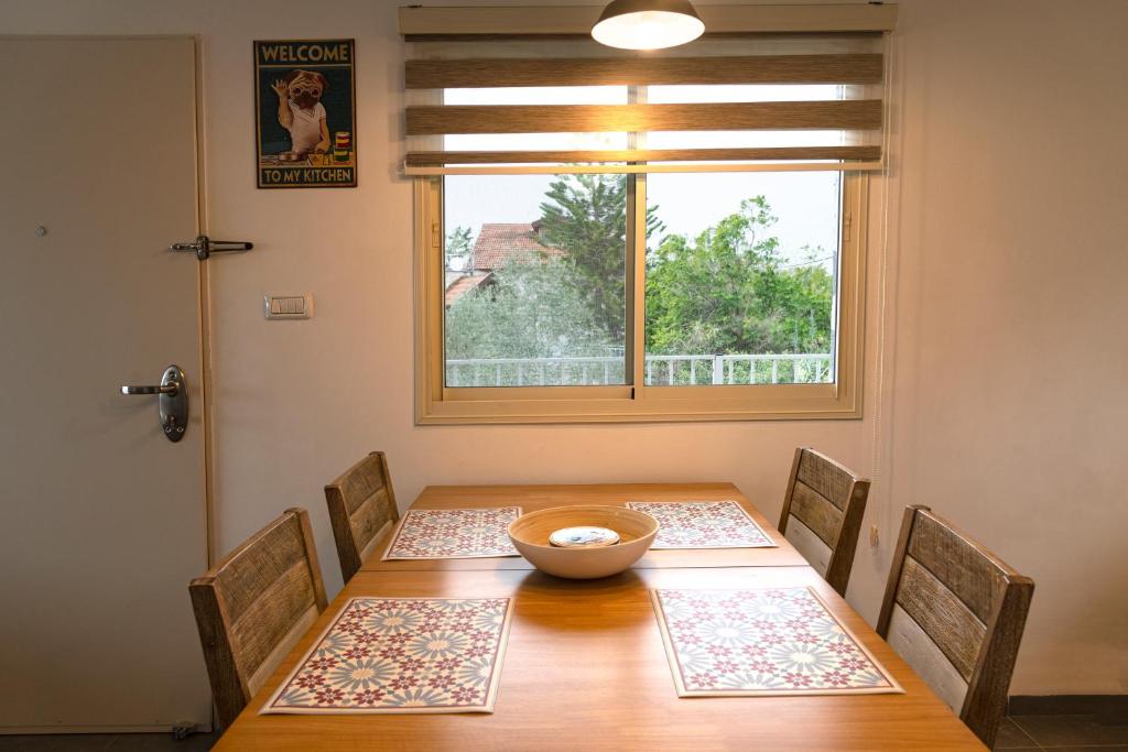 Fotografie z fotogalerie ubytování חוויה של שקט- דירת3 חדרים עם נוף מול הכינרת v destinaci Livnim