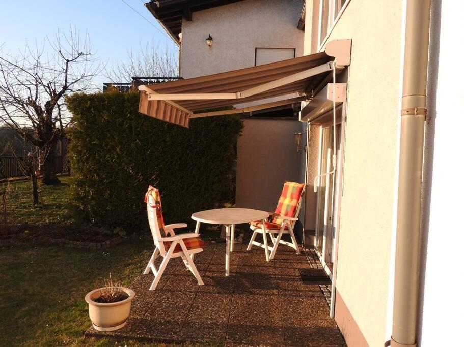 Zahrada ubytování Schöne gemütliche Ferienwohnung mit Fernblick.