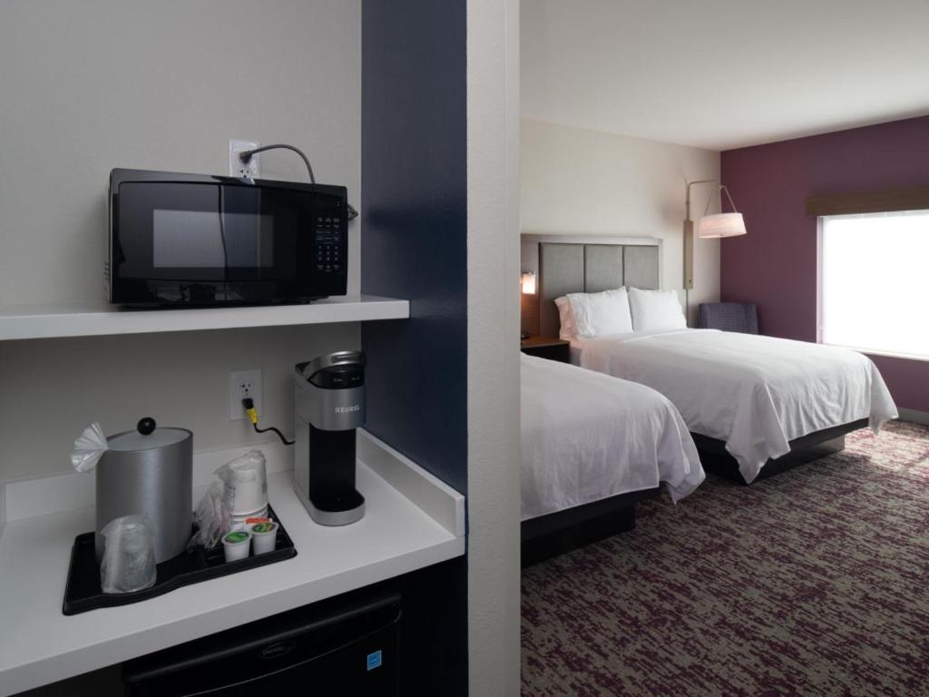 Holiday Inn Express & Suites - Little Rock Downtown by IHG photo