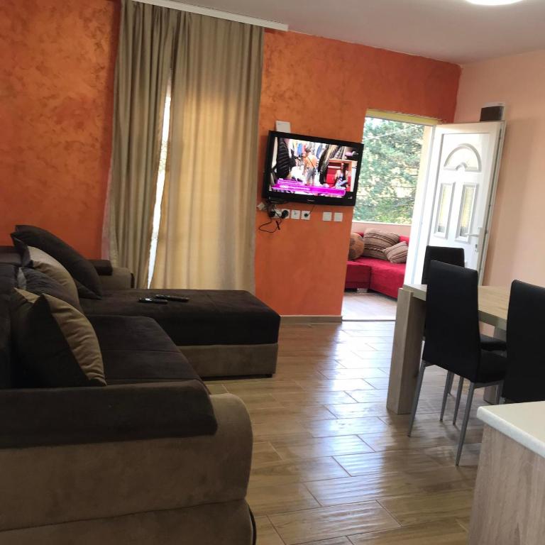 TV a/nebo společenská místnost v ubytování Velin raj