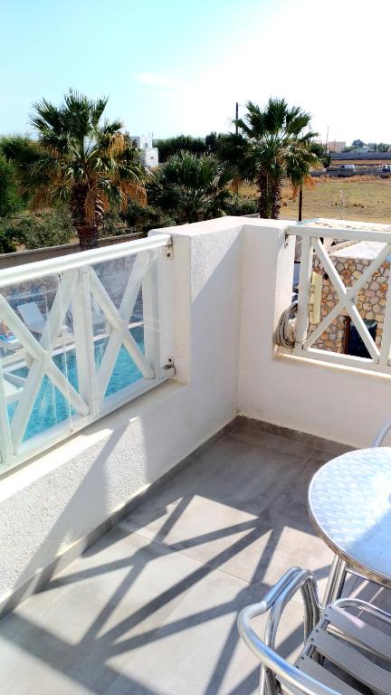 Balkón nebo terasa v ubytování ILIADA-ODYSSEAS RESORT