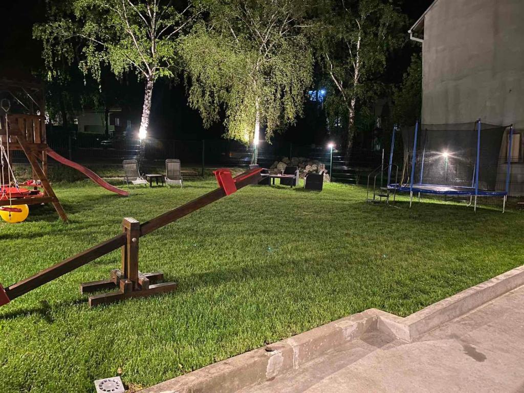 Zahrada ubytování Apartmani Milojić