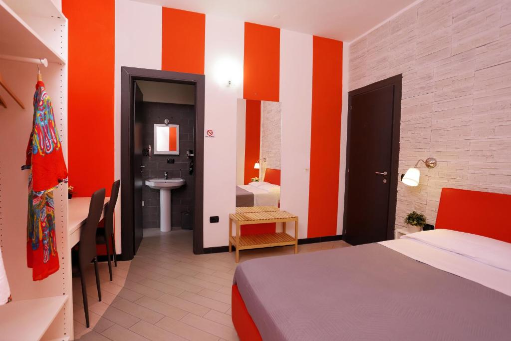 Posteľ alebo postele v izbe v ubytovaní Guest House Le Tre Isole Sorrento