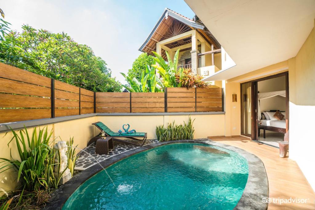Bazén v ubytování Bali Ayu Hotel & Villas nebo v jeho okolí