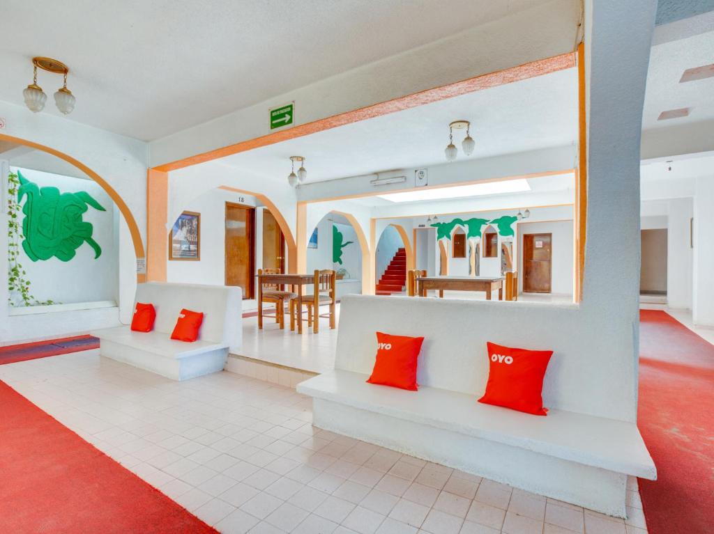 El vestíbulo o zona de recepción de OYO Hotel Huautla, Oaxaca