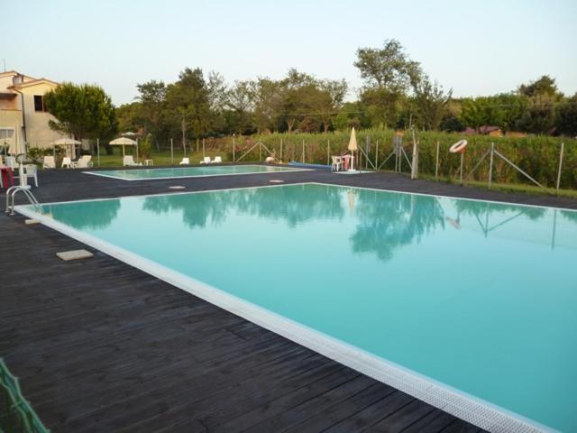 R19 Bilocale in residence Adamo & Eva con piscine, Numana, Italy -  Booking.com
