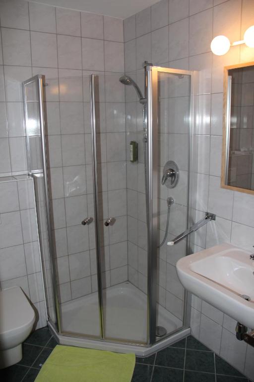 Koupelna v ubytování Workers Appartements Kreuzwirt