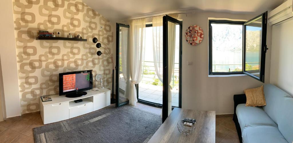 TV o dispositivi per l'intrattenimento presso Apartman Barbara