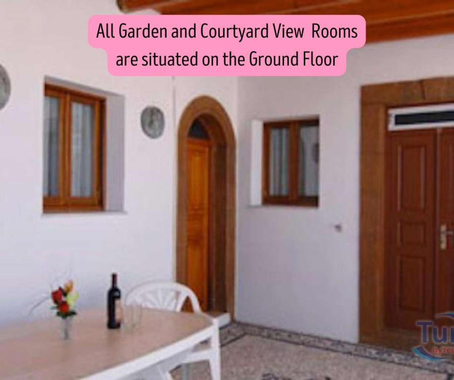 Villa Koki Studios - Double Or Twin Room With Garden View