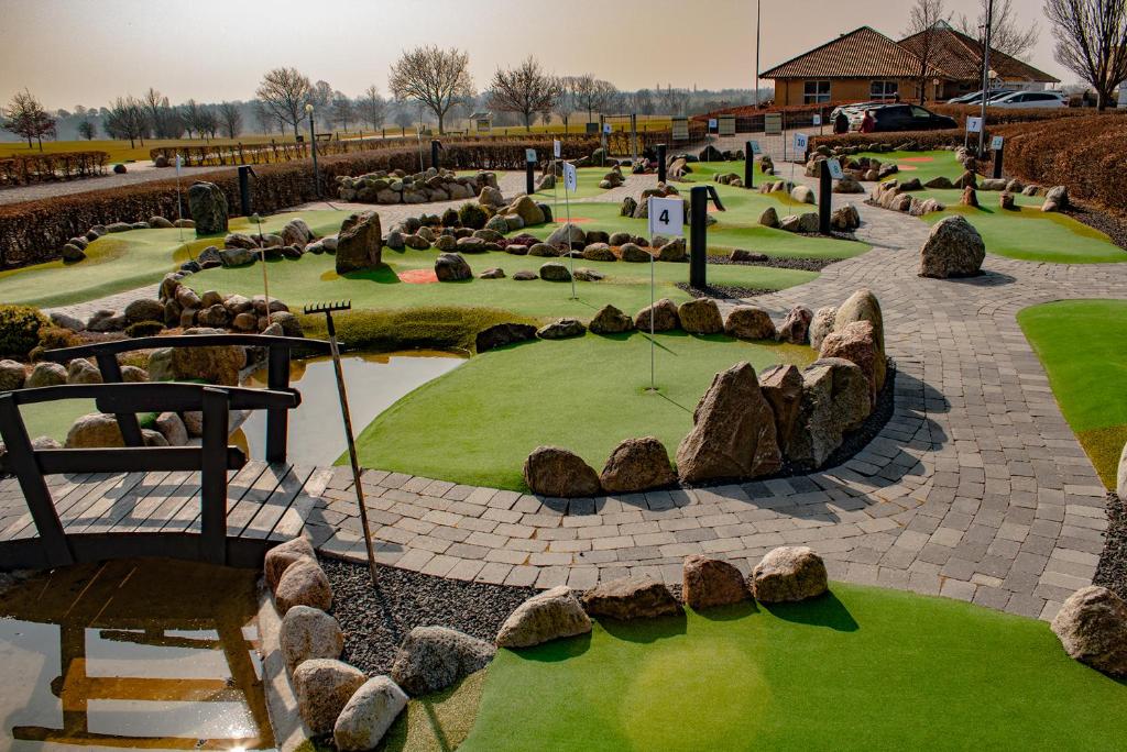 Jardín al aire libre en Møn Golf Resort - Hotel Præstekilde