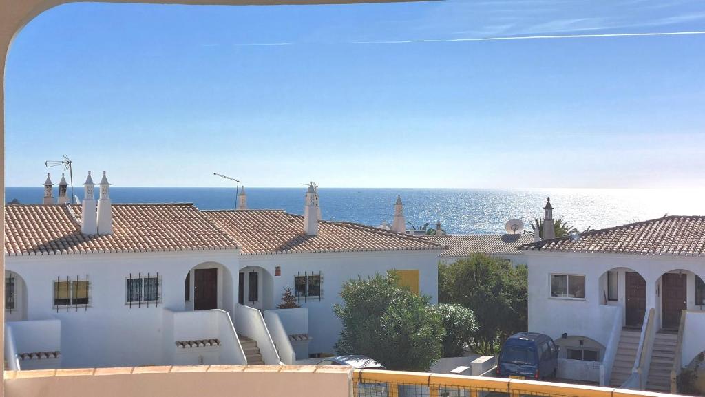 Luz Ocean Club Apartments - 14