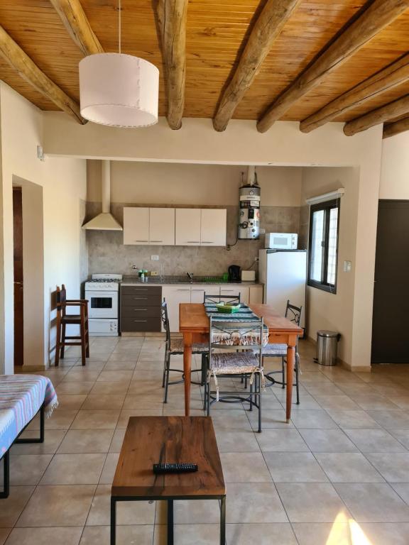 Kuchyň nebo kuchyňský kout v ubytování CASA TUNUYÁN