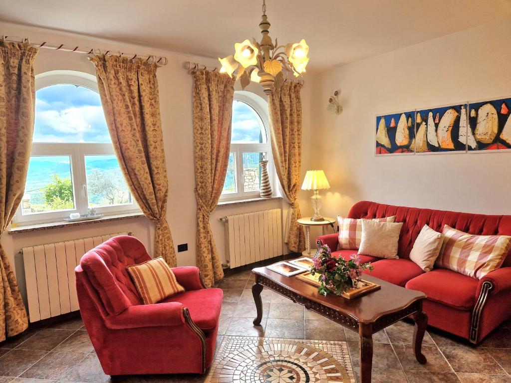 Posezení v ubytování Apartment Cristina with stunning view