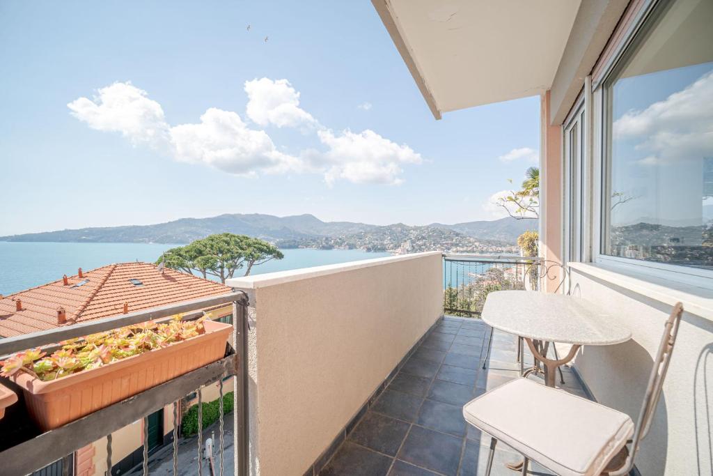 Kép Aurelia Panoramic Seaside Apartment szállásáról Zoagliban a galériában