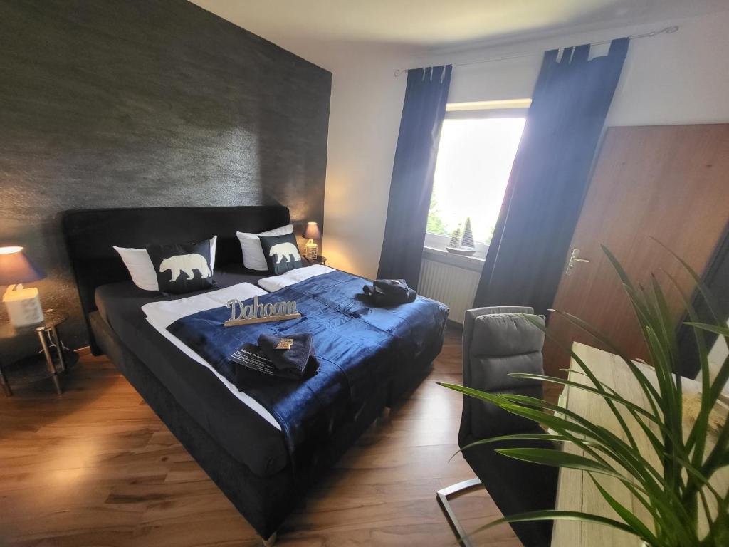 Ein Bett oder Betten in einem Zimmer der Unterkunft Hotel Schwedenkrone