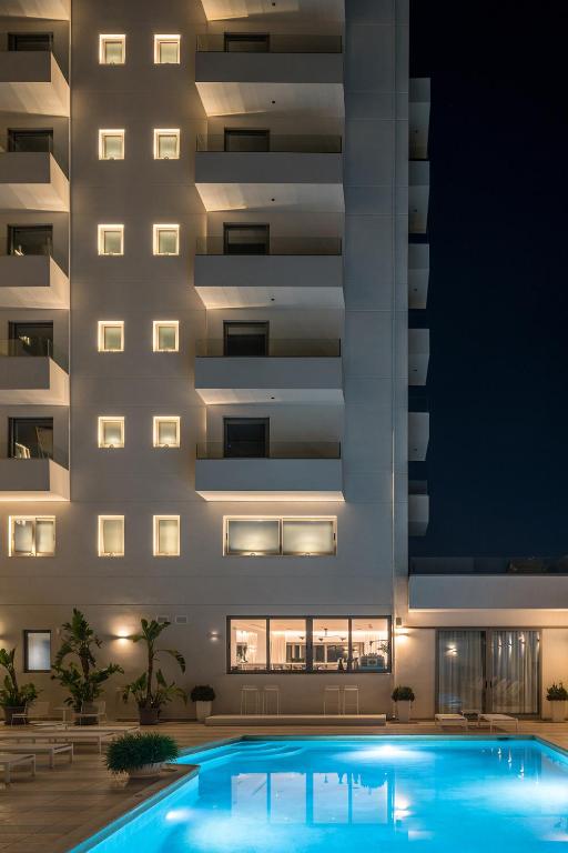 Bazén v ubytovaní Amarilia Hotel alebo v jeho blízkosti