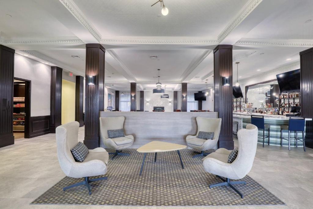 Imagen de la galería de Holiday Inn Hotel & Suites Madison West, an IHG Hotel, en Middleton