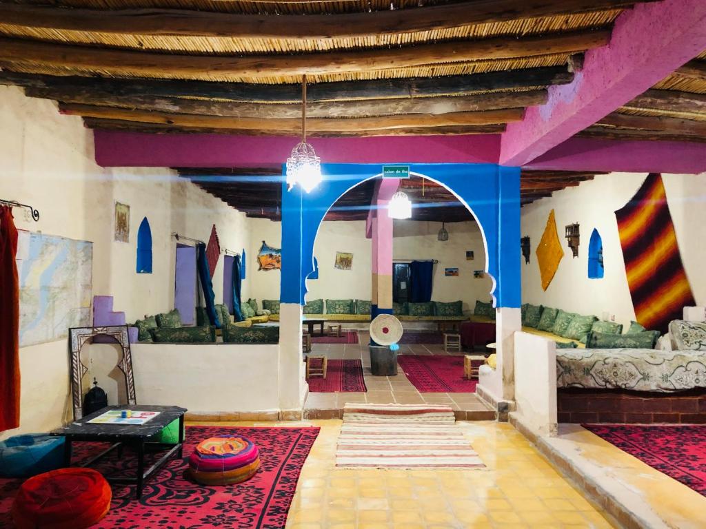 Posezení v ubytování Riad Hotel Les Flamants