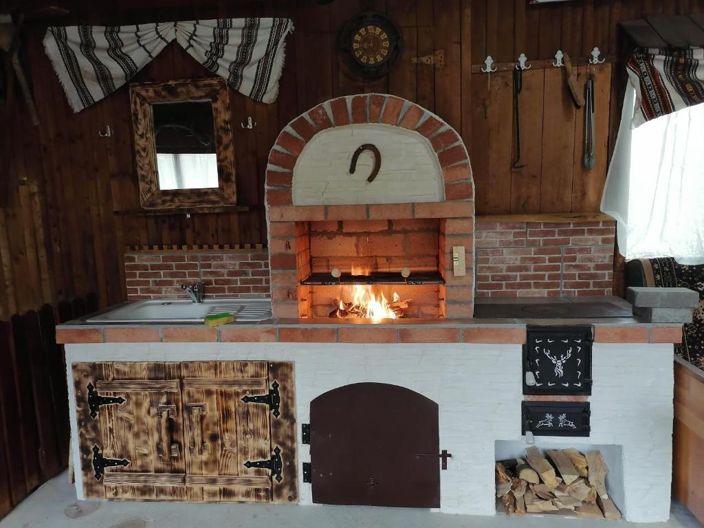 Casa Agroturistică Teodora - Tweepersoonskamer Met Uitzicht Op Het Park