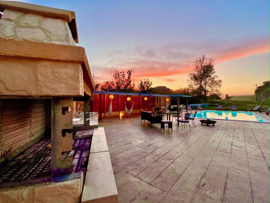 Bazén v ubytování Beach Villa Verano with private pool by DadoVillas nebo v jeho okolí