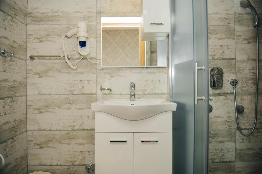 Koupelna v ubytování Hotel - Villa Lejla