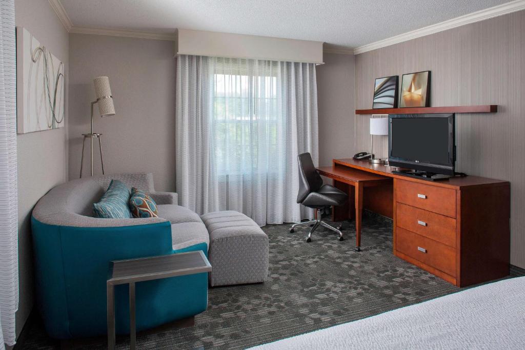 Sonesta Select Boston Lowell Chelmsford - Junior Suite King