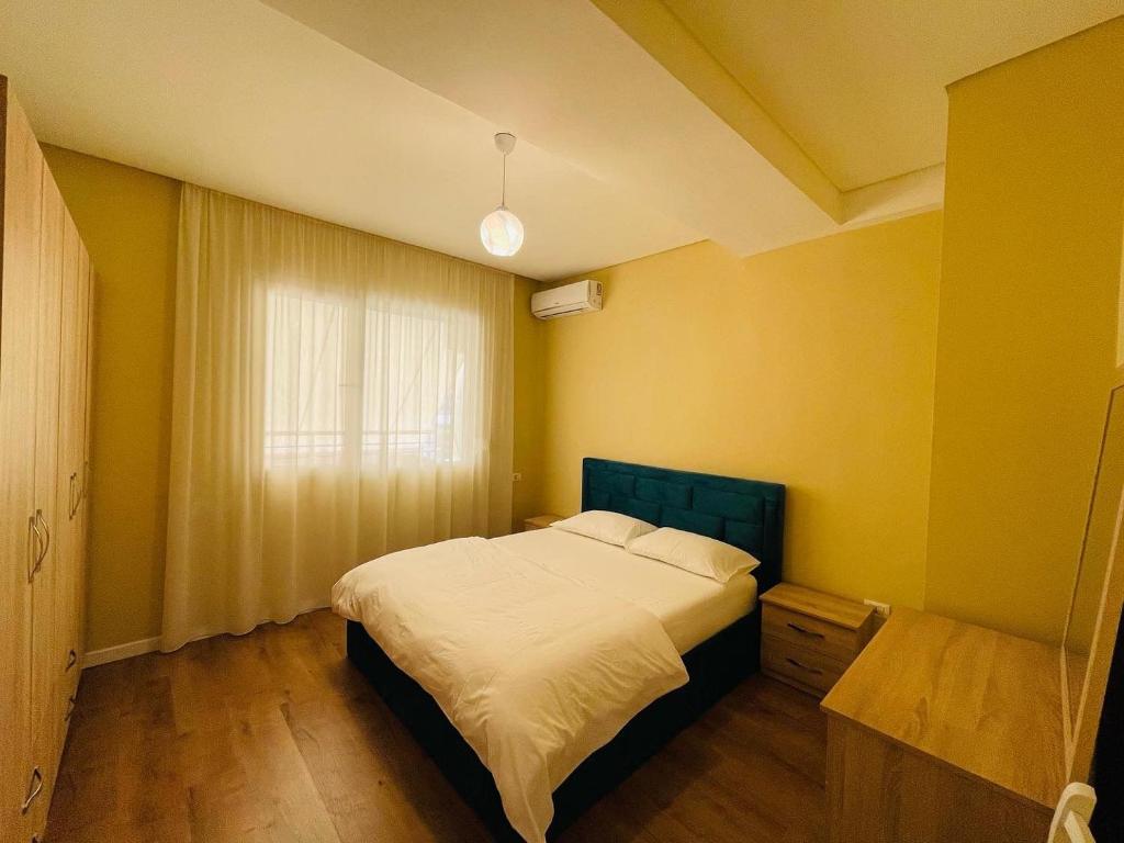 Tirana Center Apartment 4 - Image 9
