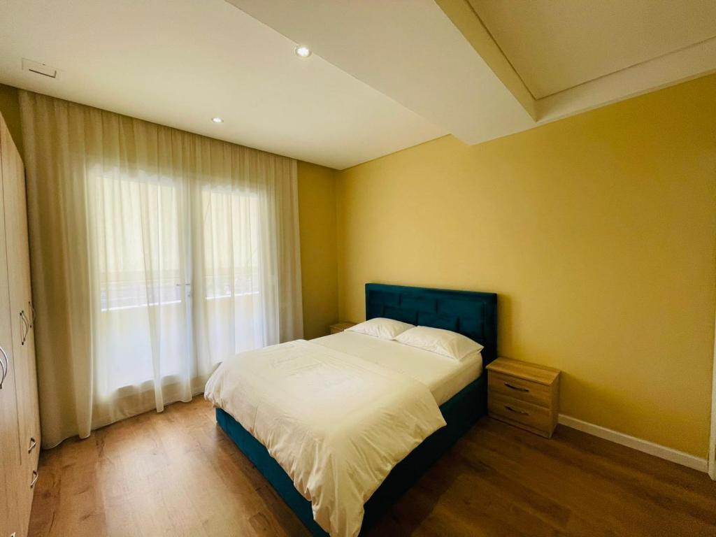 Tirana Center Apartment 4 - Image 7