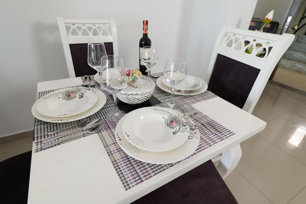 Sion Saranda Apartment 31 , located in the center of the beautiful city Saranda - Image 12