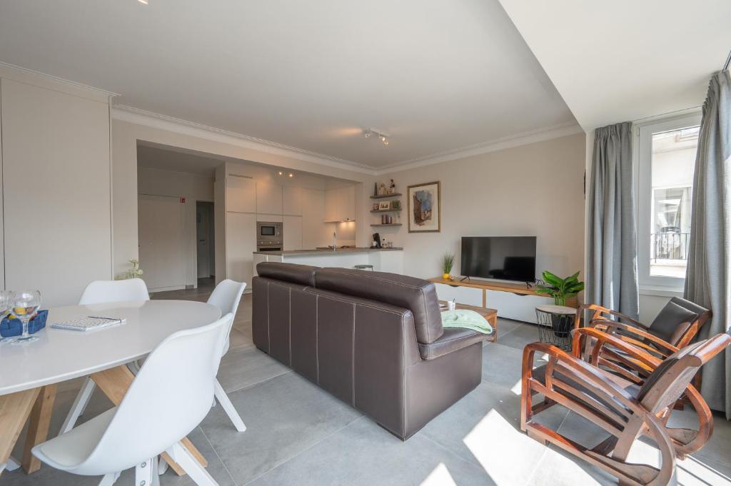 vakantie appartement DUMONT BEACH, De Panne – Updated 2024 Prices