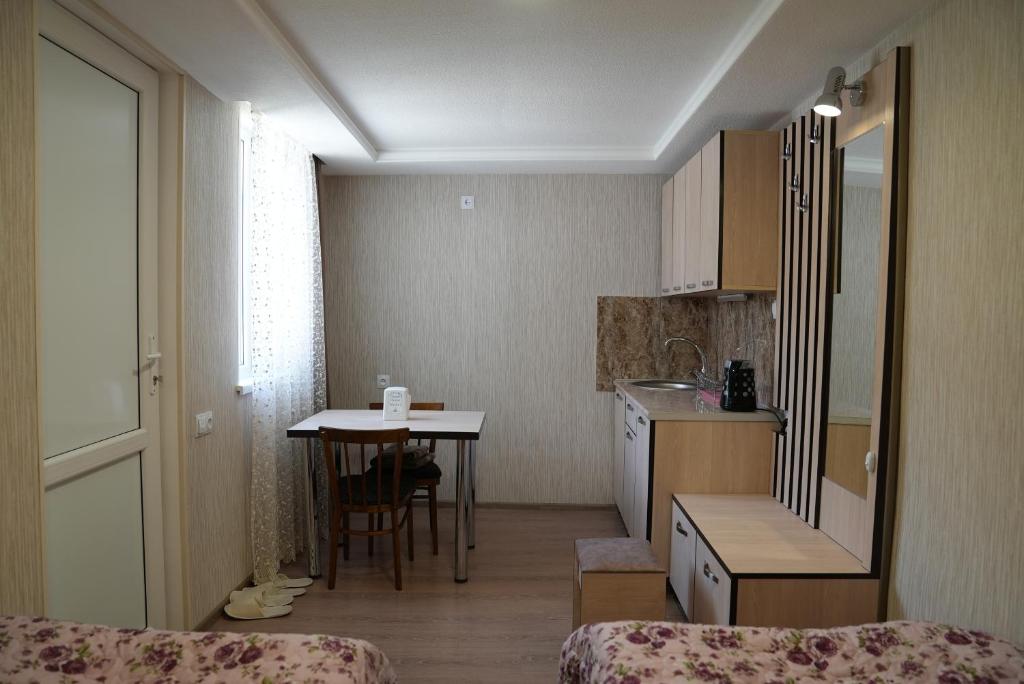 Nukri Guest House - Standard Twin Room