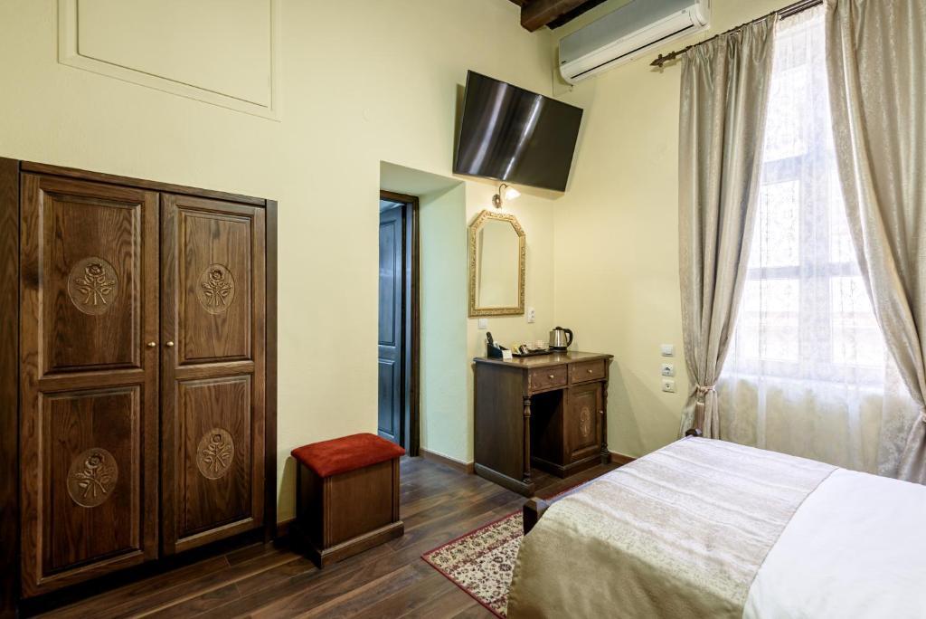 Porto Del Colombo Traditional Boutique Hotel - Economy Double Room