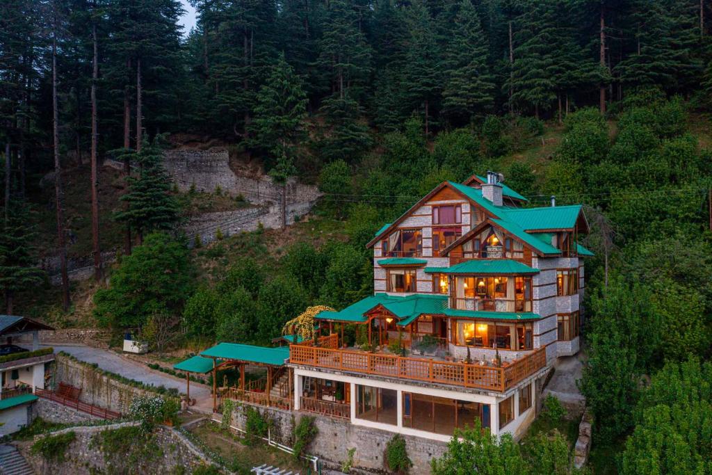 StayVista at The Imperial Estate with scenic views - Two-Bedroom Villa