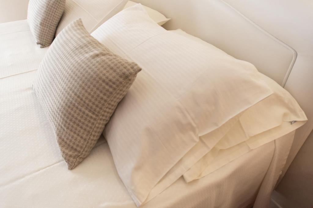 Postel nebo postele na pokoji v ubytování Hotel Negresco