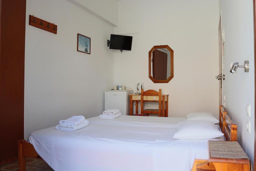 Stavros Pension - 16