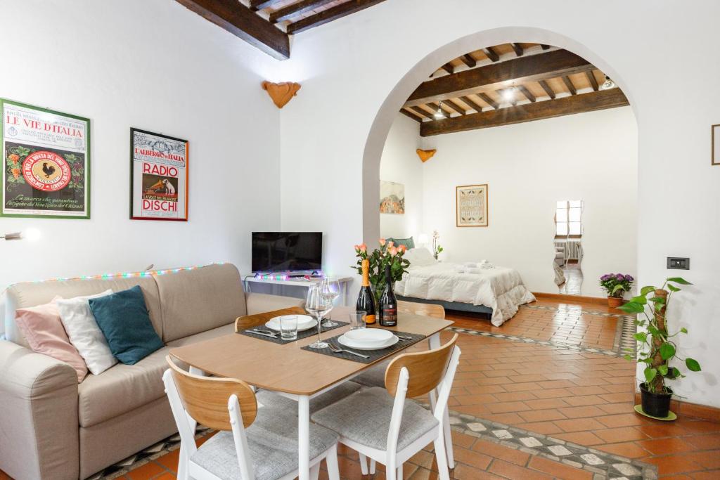Zdjęcie z galerii obiektu Pisa Stylish Loft in the City Center w Pizie