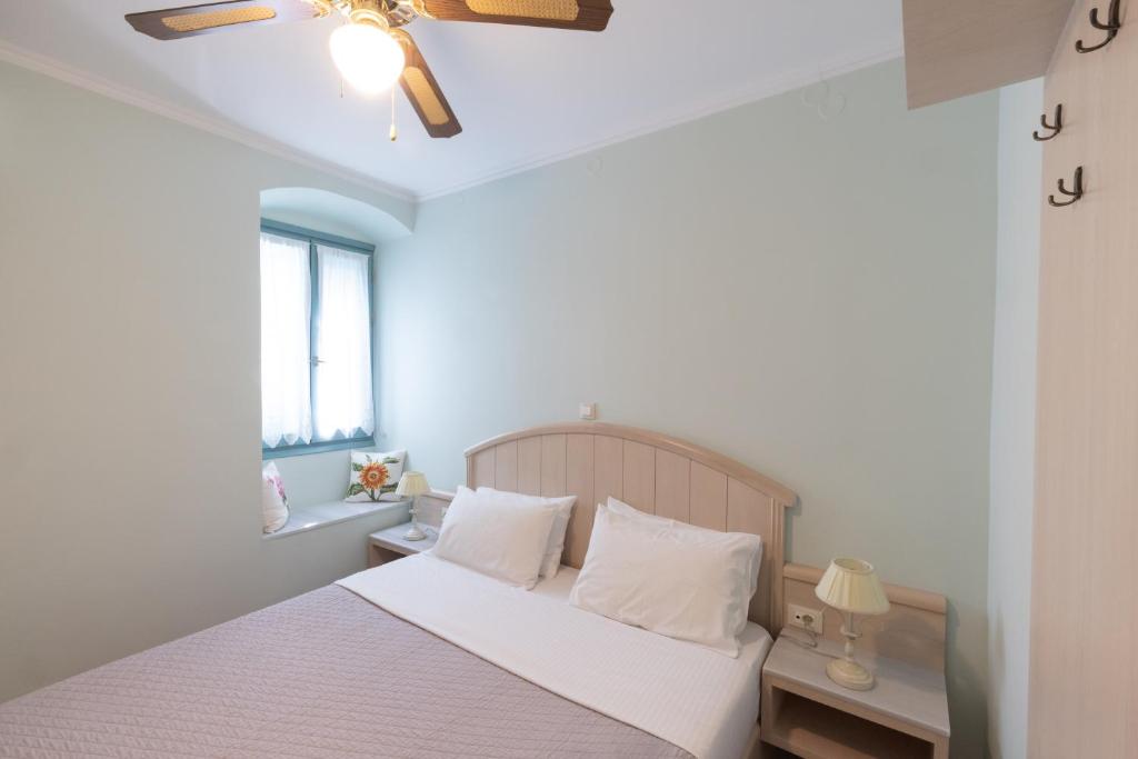 999 Luxury Hotel - 16