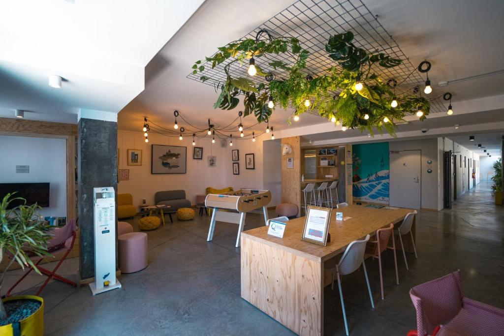Posezení v ubytování HÔTEL LE TERRE SAINTE