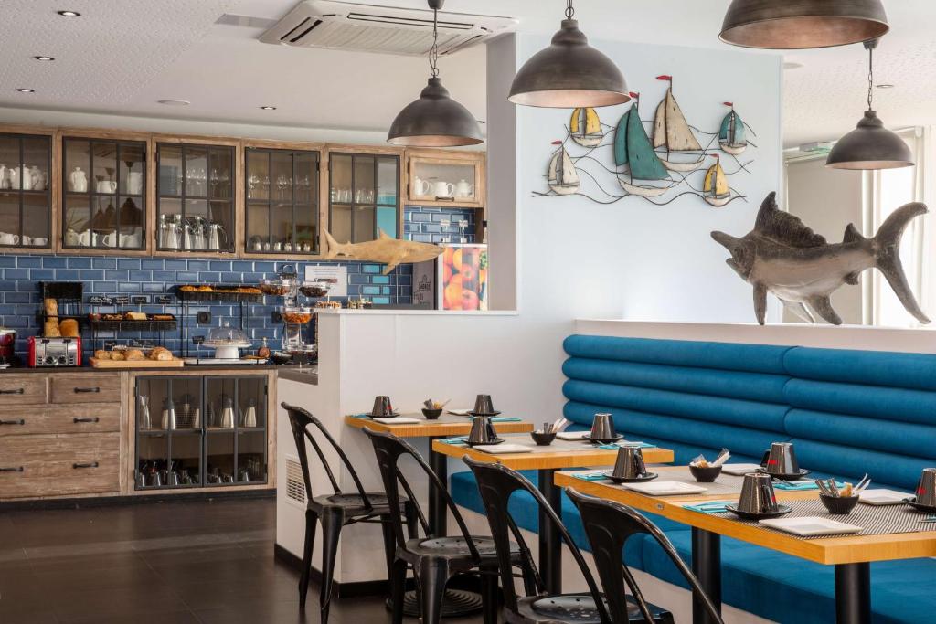 Posezení v ubytování Best Western Plus Hotel Canet-Plage